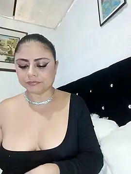 ElizabethWeil online show from 02.17.26