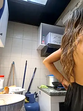 salome drasin online show from 10.19.25