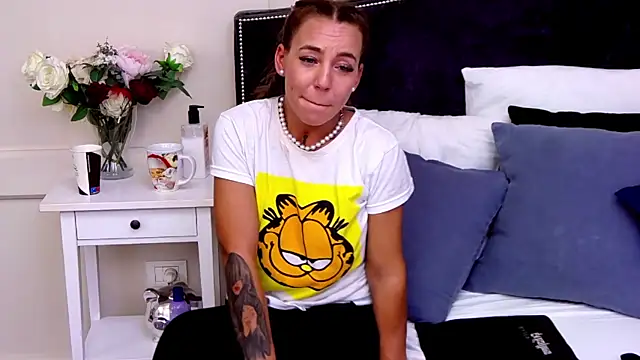 KatyNolan online show from 01.26.25