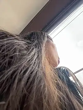 Snapshot of LIZ-06_ chatting on 02.19.26 LIZ-06 online show from 02.19.26