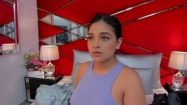 Snapshot of AdeleGray chatting on 03.04.25 AdeleGray online show from 03.04.25