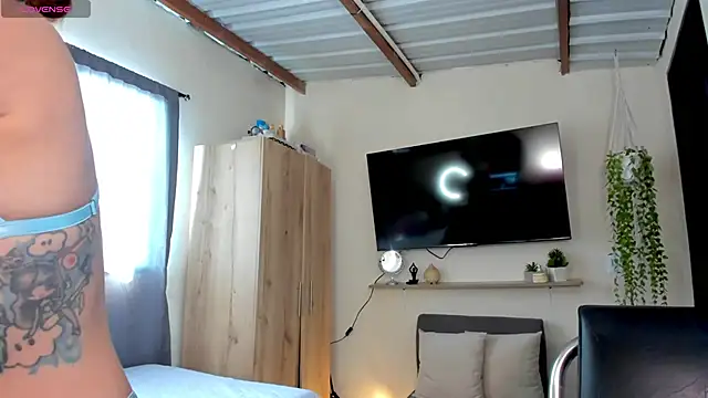 Snapshot of sofiaVelez01 chatting on 02.04.26 sofiaVelez01 online show from 02.04.26