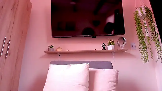 sofiaVelez01 online show from 05.16.26