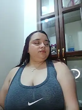 Snapshot of CURVY-HORNY chatting on 06.08.26 CURVY-HORNY online show from 06.08.26