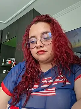 Snapshot of CURVY-HORNY chatting on 07.05.26 CURVY-HORNY online show from 07.05.26