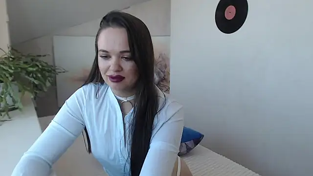 Luxuriouss s online show from 10.24.25