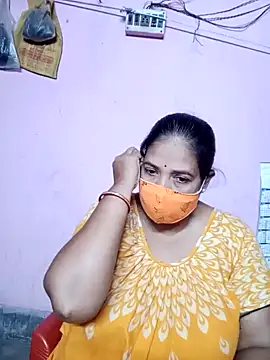 Snapshot of Hotty-rumi chatting on 02.18.25 Hotty-rumi online show from 02.18.25