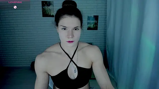 Snapshot of Lisa_Ray chatting on 02.24.26 Lisa Ray online show from 02.24.26