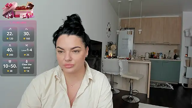 Amie Hill online show from 02.02.26