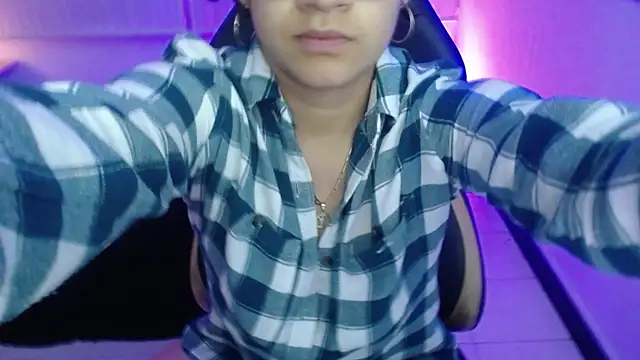 Lili Gomez  online show from 01.08.26