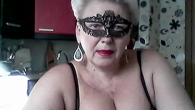 Lisa Suzie online show from 03.06.26