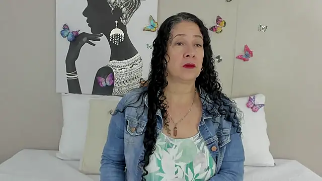 Adelesmithh online show from 01.08.26