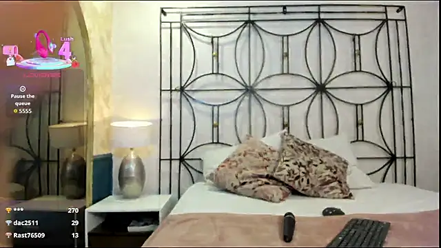 Snapshot of Pamela_Johnsonn chatting on 10.04.25 Pamela Johnsonn online show from 10.04.25