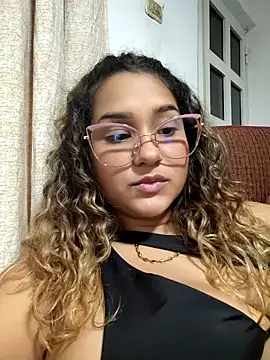 BrendaGirs online show from 11.14.25