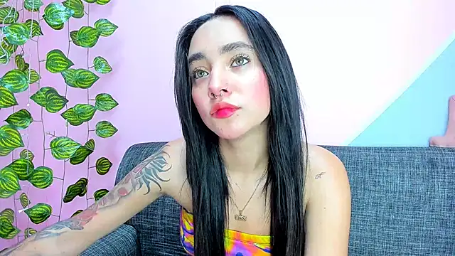 dakota-bright01 online show from 02.21.25