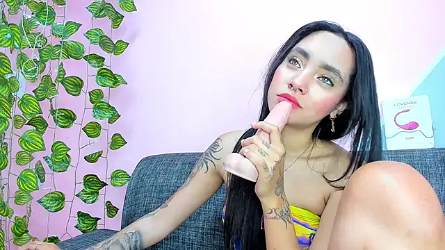 dakota-bright01 online show from 02.21.25