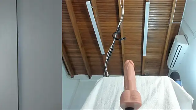 Snapshot of Lucy_carter_ chatting on 09.23.25 Lucy carter online show from 09.23.25