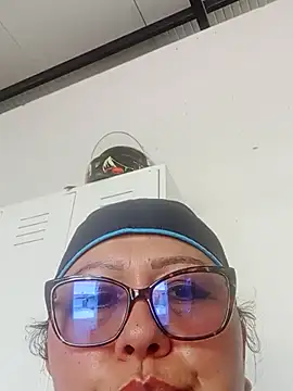 Darly Gomez online show from 02.18.25