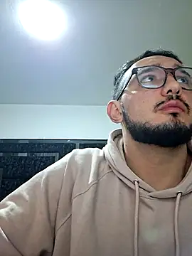 Nene1325 online show from 02.16.25