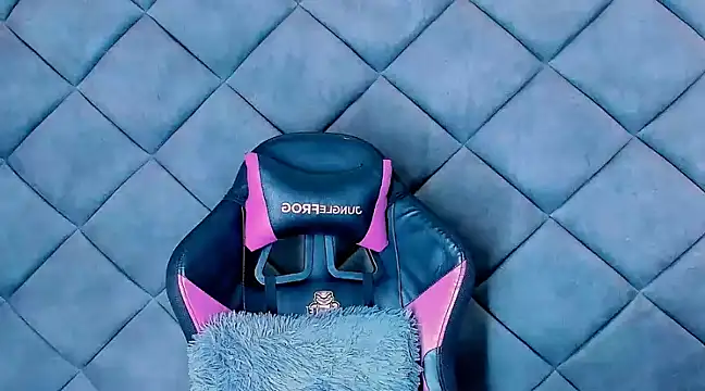 Nellyhills online show from 02.07.25