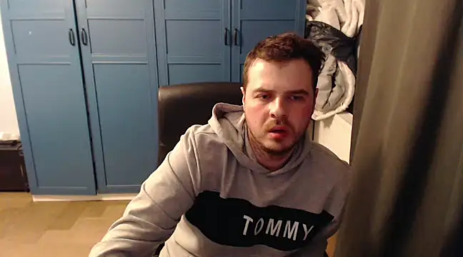 CuteMan33 online show from 03.05.25