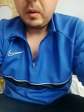 CuteMan33 online show from 10.17.25