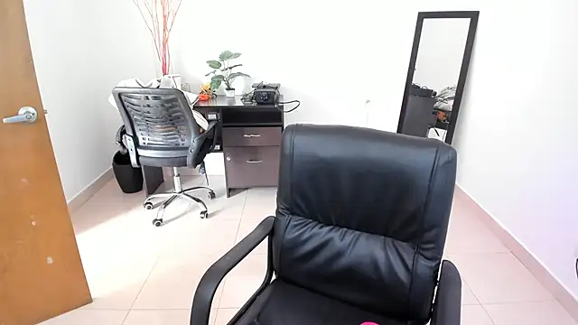 Adele Sweett online show from 03.14.25