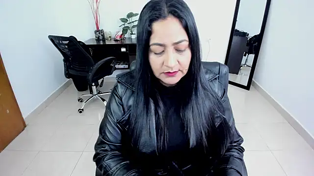 Adele Sweett online show from 03.15.25