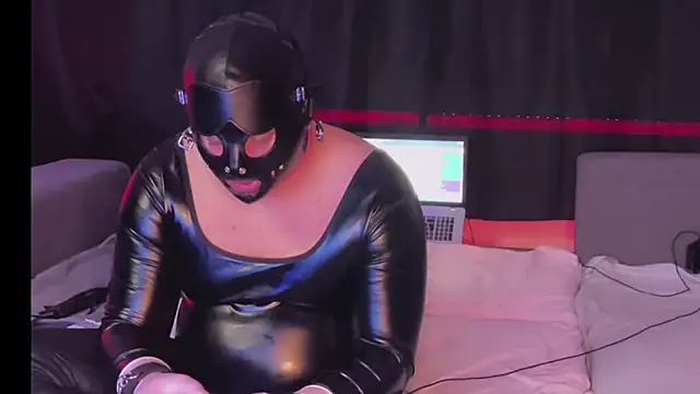 Nebenangeil online show from 12.22.24