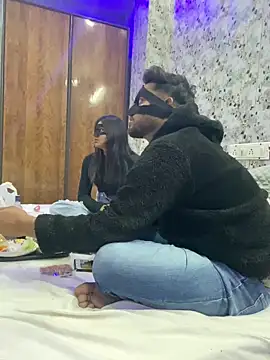 Snapshot of United3 chatting on 02.08.25 United3 online show from 02.08.25