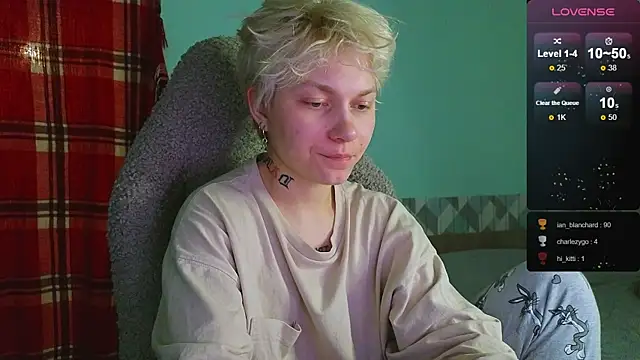 esajukyy online show from 01.11.25