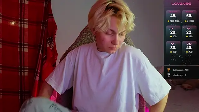 esajukyy online show from 02.12.25