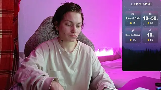 esajukyy online show from 10.28.25