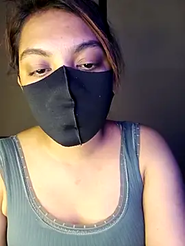 Olivia3 online show from 10.26.25