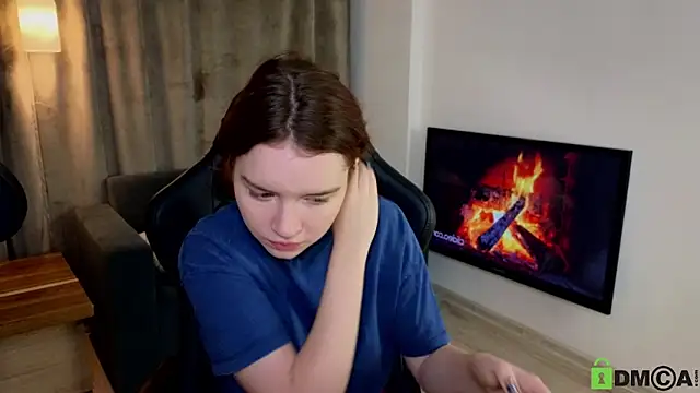 Snapshot of Sonya_Glen chatting on 01.25.25 Sonya Glen online show from 01.25.25