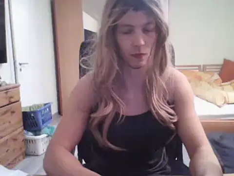 Snapshot of Kinky-Kristina chatting on 02.03.25 Kinky-Kristina online show from 02.03.25