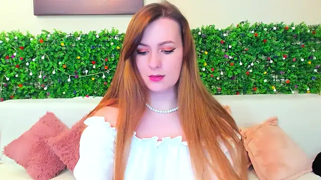 liya gorgeous online show from 12.14.24