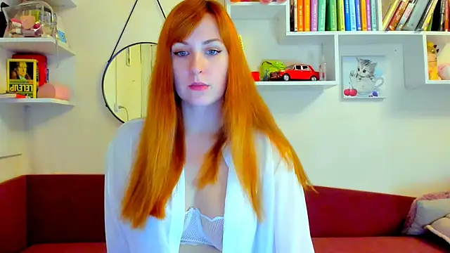 liya gorgeous online show from 10.19.25