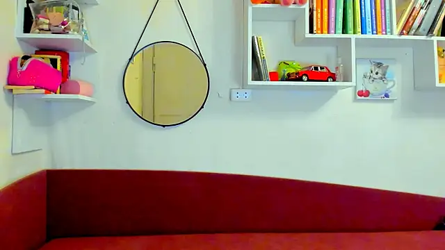 liya gorgeous online show from 10.21.25