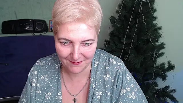 Sandra Snow online show from 12.27.24