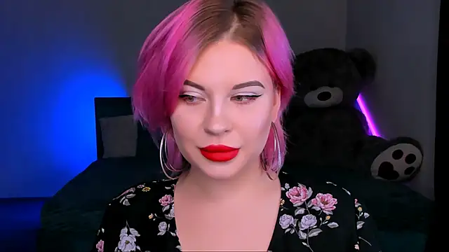 Snapshot of evaharve chatting on 01.06.25 evaharve online show from 01.06.25