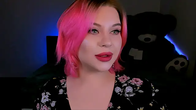 Snapshot of evaharve chatting on 03.01.25 evaharve online show from 03.01.25