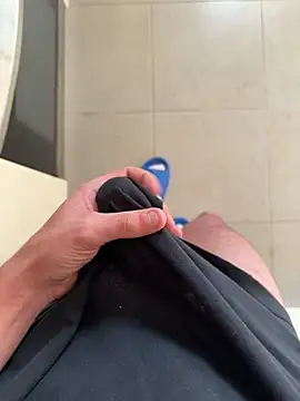 Snapshot of 234luca chatting on 12.10.24 234luca online show from 12.10.24