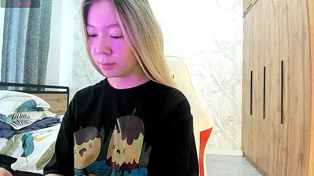 Babby Rabbit online show from 04.20.26