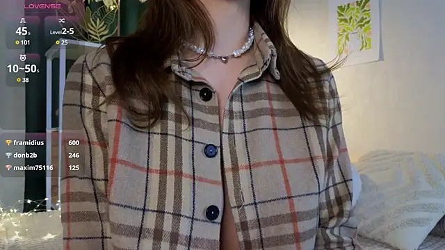 ElvaHilby online show from 02.07.25