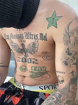 Junihn0 online show from 01.17.25