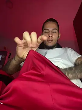 Junihn0 online show from 01.30.25