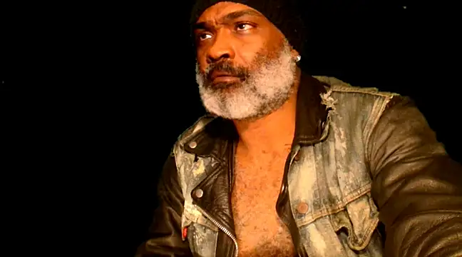 Snapshot of sinnernoir chatting on 02.03.25 sinnernoir online show from 02.03.25