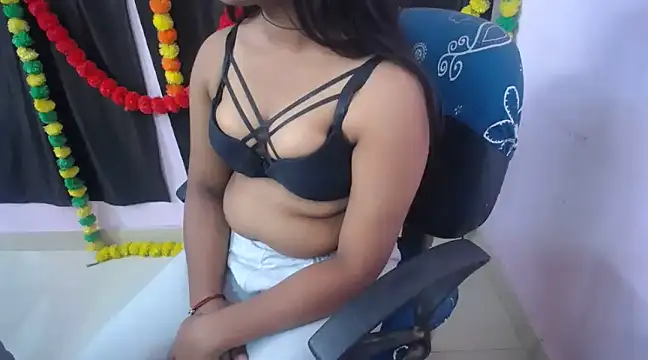 Snapshot of Cute-Anamika50 chatting on 12.20.24 Cute-Anamika50 online show from 12.20.24
