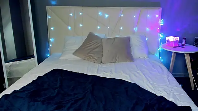 Lexy-Woorhez online show from 02.15.25